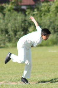  Heston bowler in action